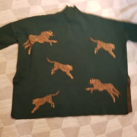 Entro On The Prowl Mock Neck Sweater Cheetah Print - Picture 3 of 8